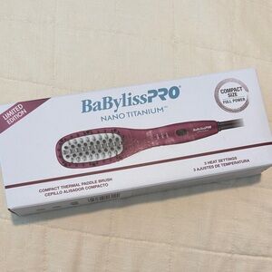 BaBylissPRO Nano Titanium Purple Hair Brush